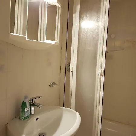 2 Zi-appartment Mit Gartennutzung * Brühl